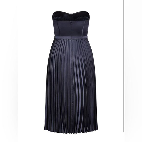 City Chic Plus Size Dress, Pleat Desire Dress Size Small Size 16 - Picture 7 of 15